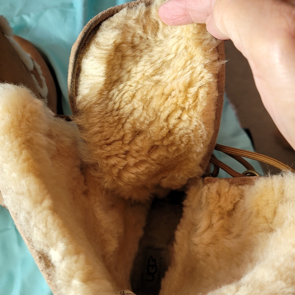 UGG ROMMY LACE UP CHESTNUT BOOT - Picture 9 of 16